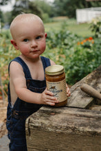 Cargar imagen en el visor de la galería, Miel cruda de Pensilvania, 1 libra.